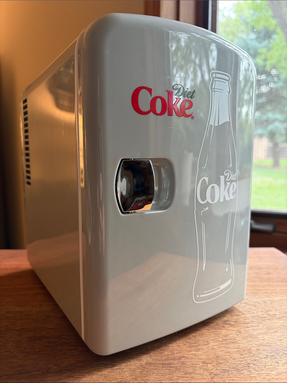 Coca-Cola Diet Coke 4L Mini Fridge Cooler/Warmer with Bottle Design, Gray
